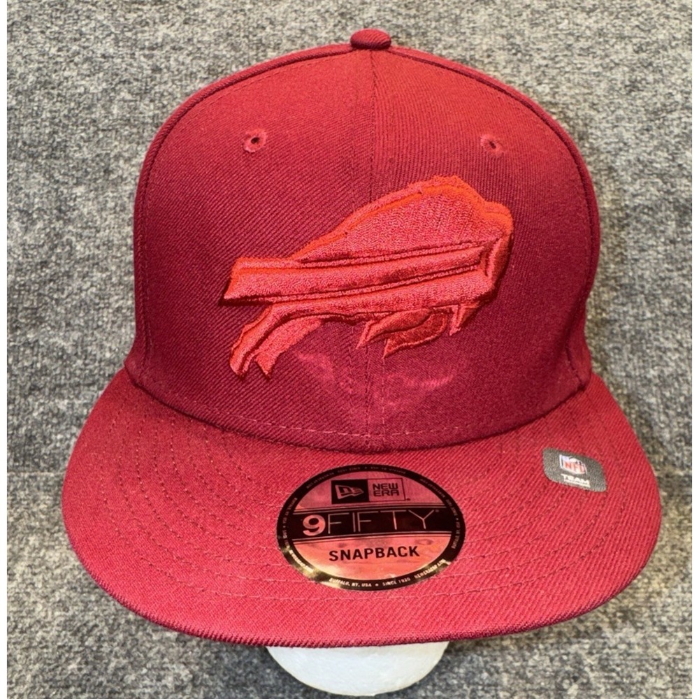 Brand New Discontinued Buffalo Bills Burgundy New Era 9FIFTY Snapback Hat Cap